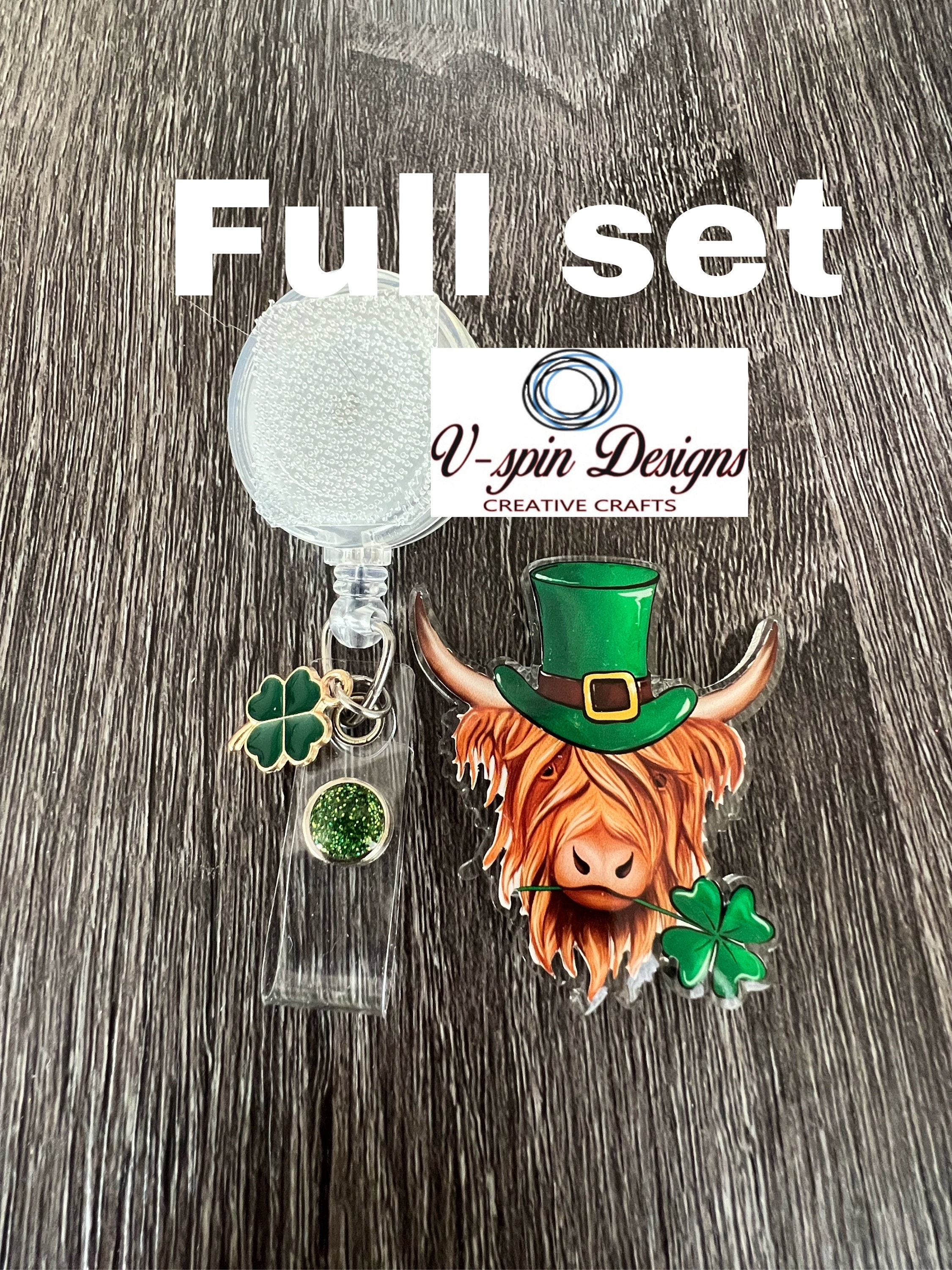 St. Patrick's Day Highland Cow Badge Reel: Festive Acrylic ID Holder