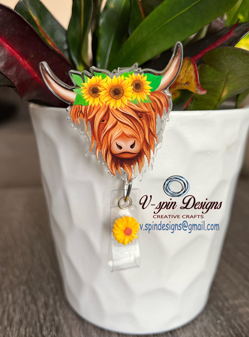 Highland Cow Sunflowers Badge Reel | Retractable Acrylic ID Holder
