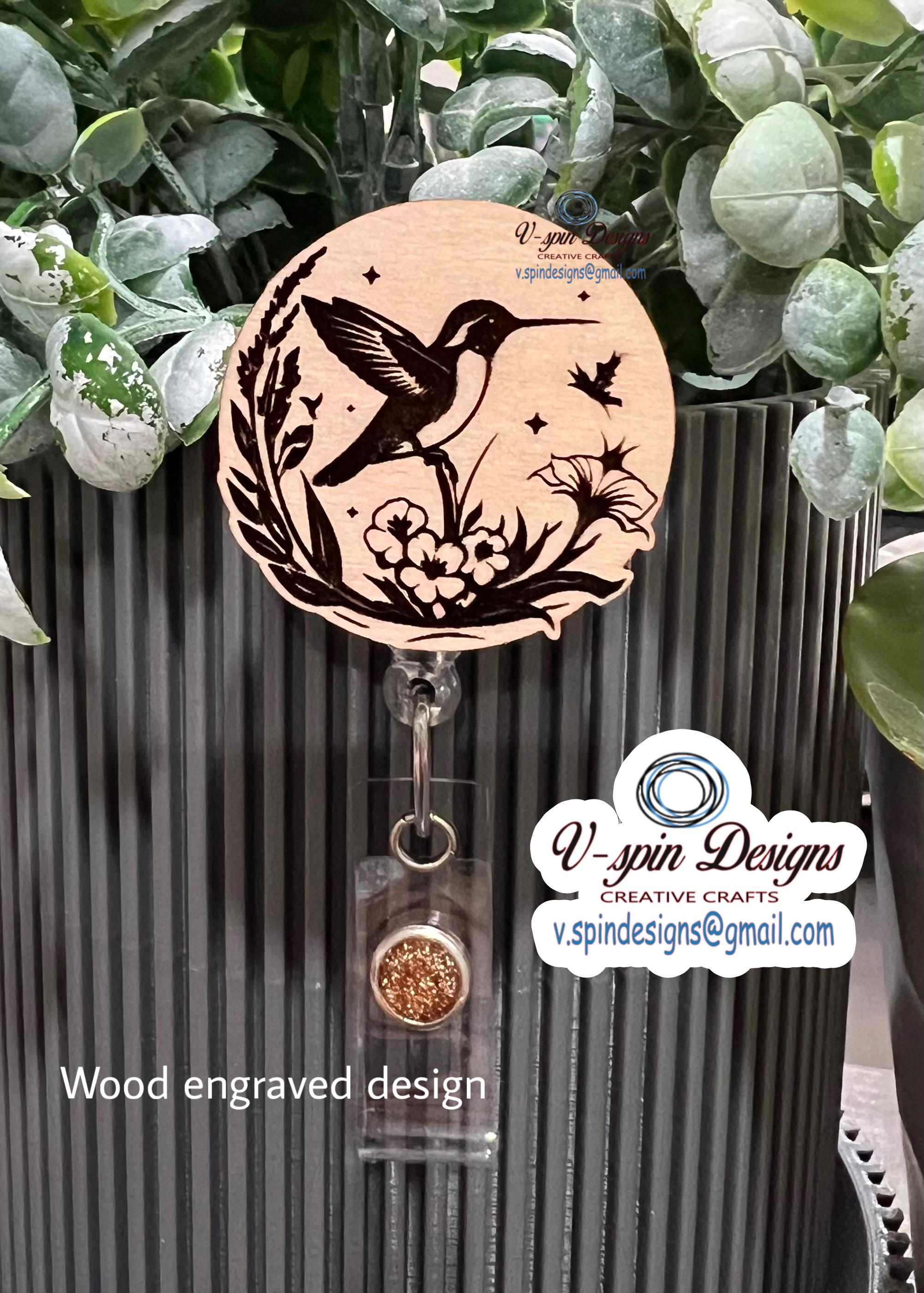 Hummingbird retractable badge reel/ID holder/nurse/card holder/teachers/birds/wooden badge reels