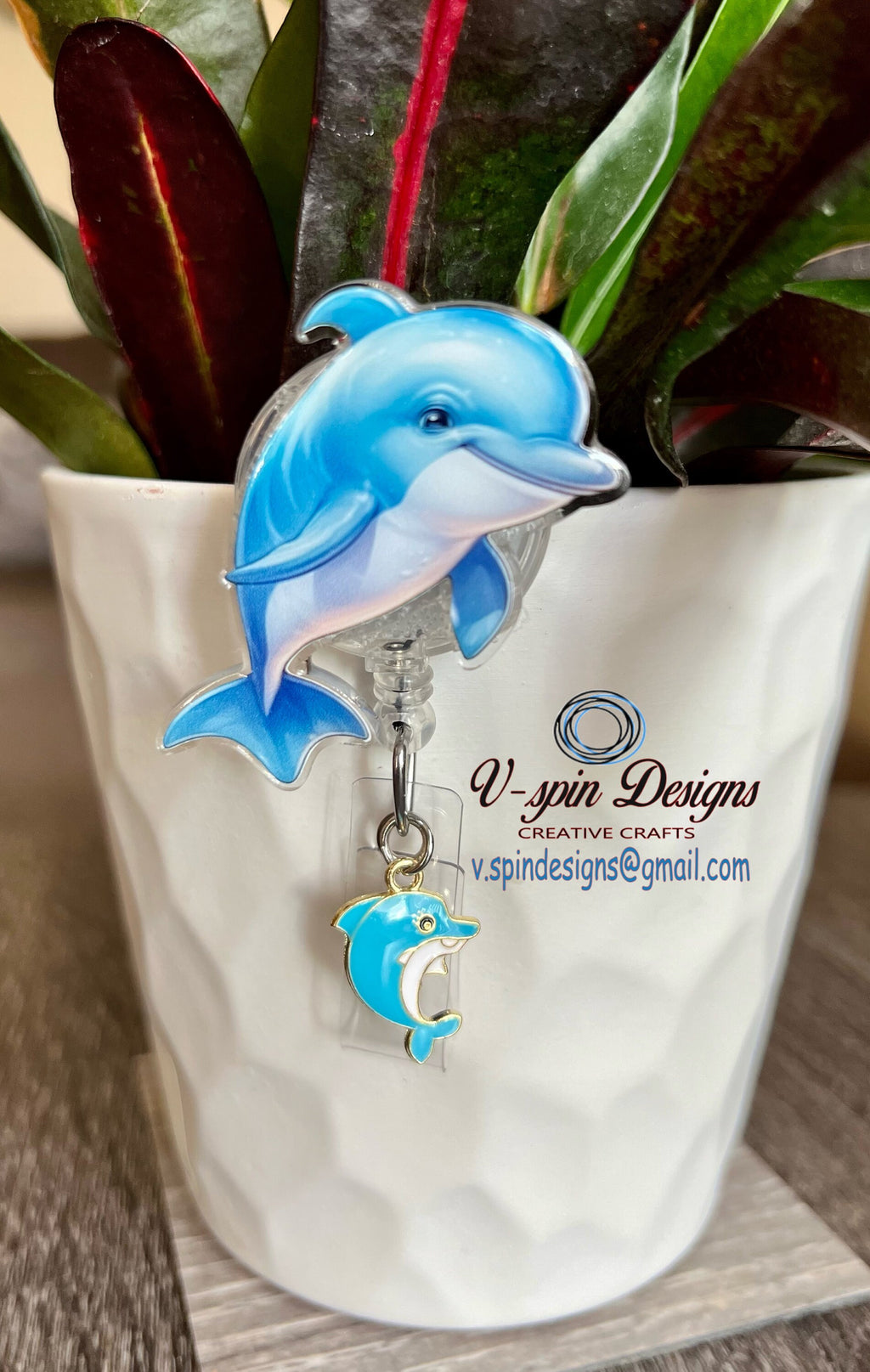 Cute Dolphin retractable badge reel/ID holder/nurse/card holder/teachers/ocean/summer badge reels