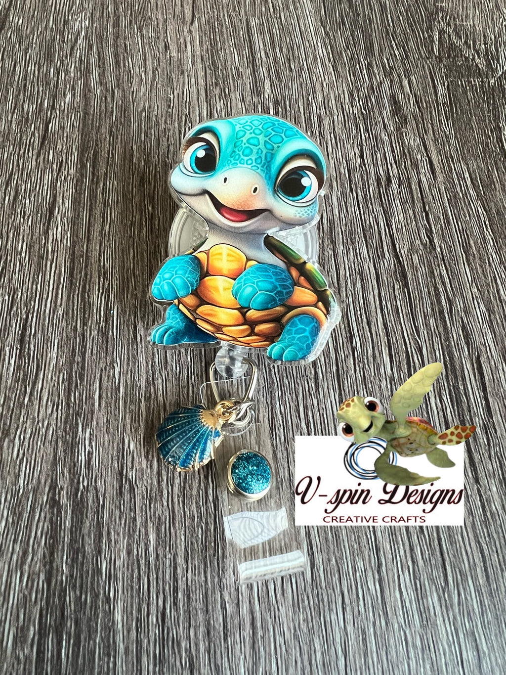 Sea Turtle Retractable Badge Reel: Acrylic ID Holder