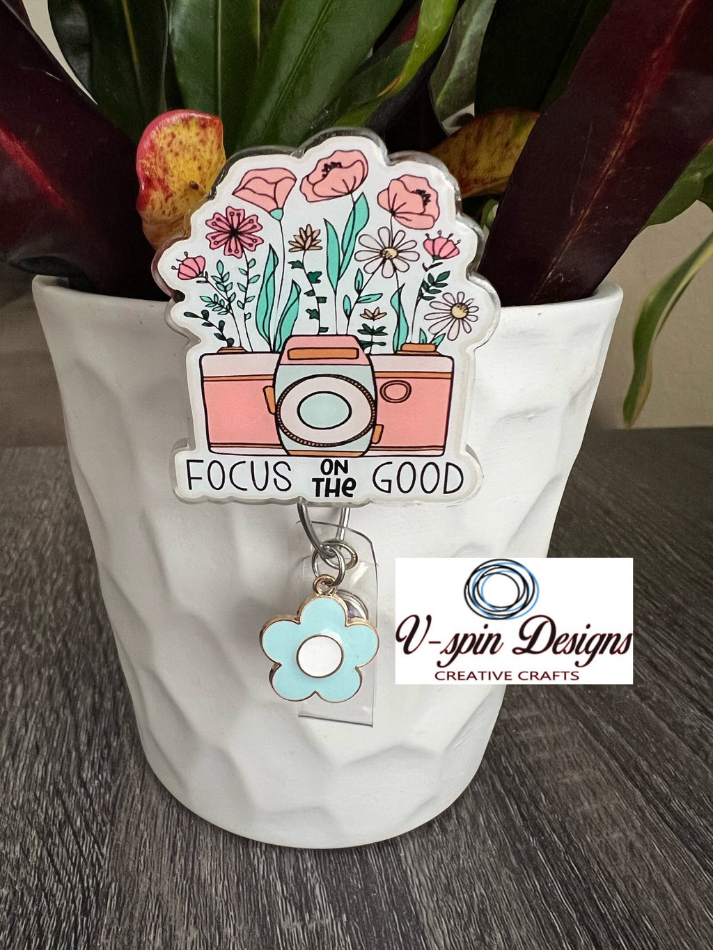 "Focus on the Good" Badge Reel | Inspirational Retractable Acrylic ID Holder
