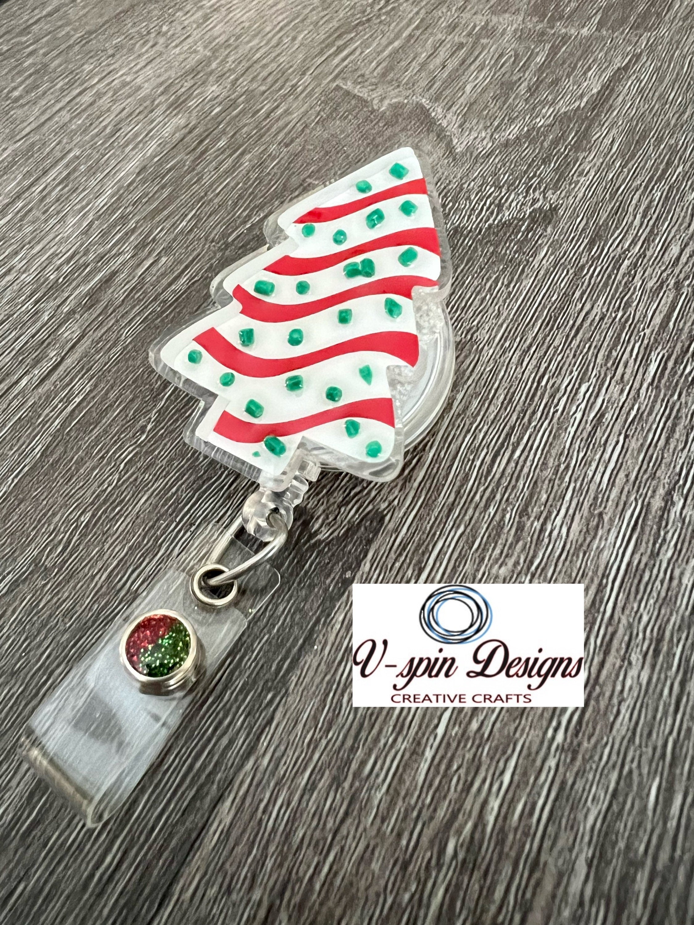 Christmas Tree Cake Badge Reel | 3D Holiday Retractable Acrylic ID Holder