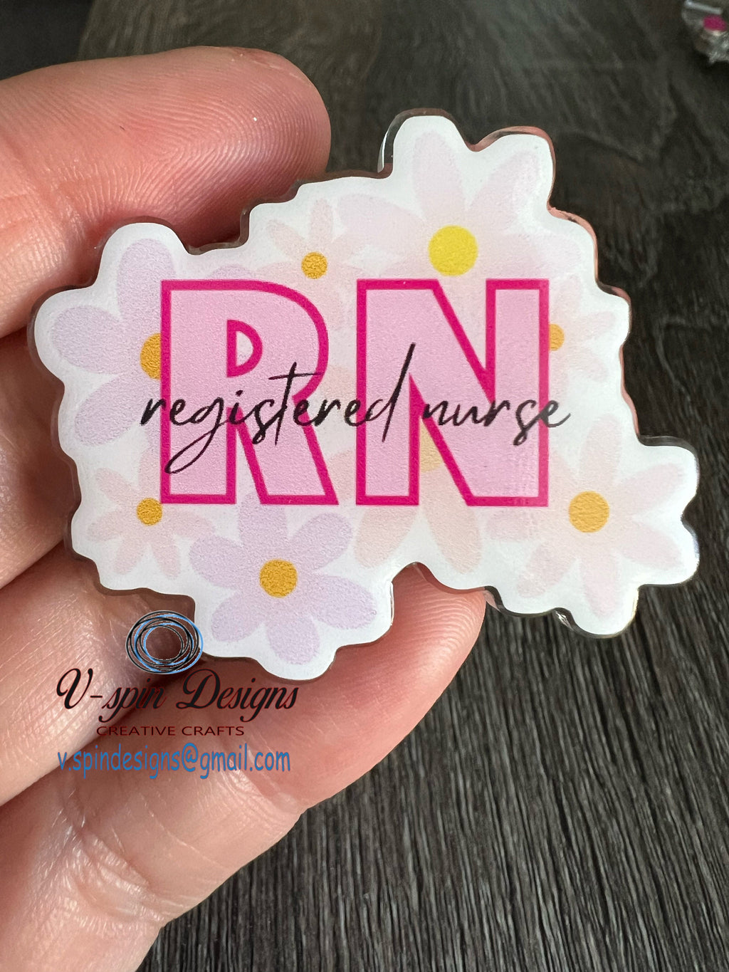 RN Daisy Flower Badge Reel | Registered Nurse Retractable Acrylic ID Holder