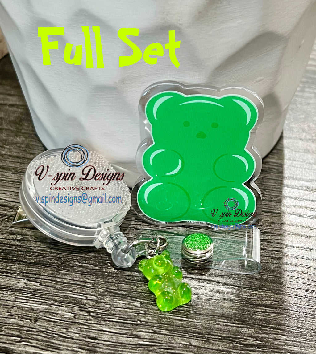 Green Chunky Gummy Bear, retractable badge reel/ID holder/nurse/card holder/teachers/students/candy badge reels
